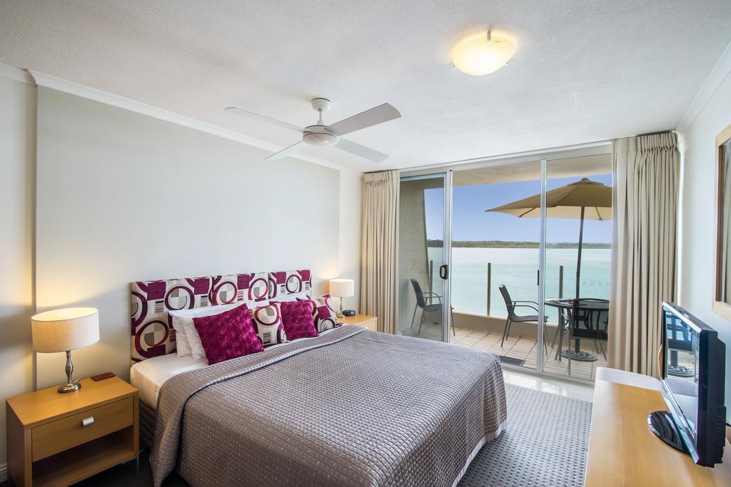 Noosa Harbour Resort Buitenkant foto